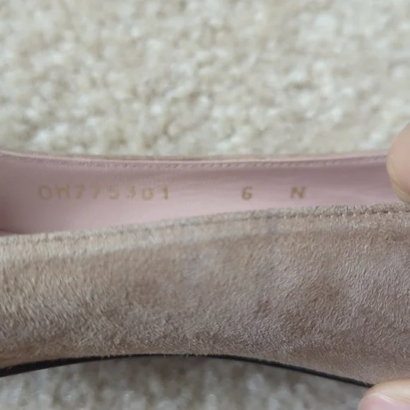 Stuart Weitzman Beige low heels size 6 - Picture 8 of 10